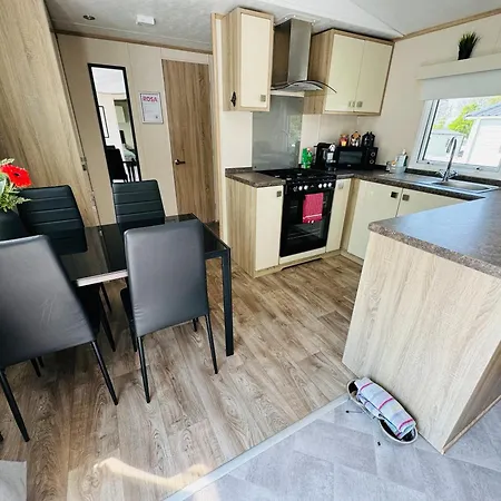Rosa - Bournemouth Holiday Home Wimborne Minster Buitenkant foto